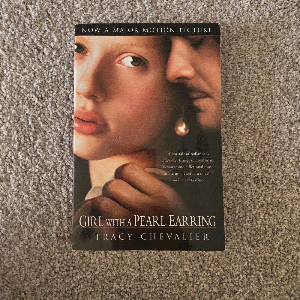 Girl with a Pearl Earring: A Novel - Paperback By Chevalier, Tracy - GOOD